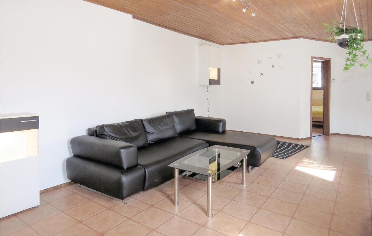 Gorgeous Apartment In Lahnstein With Kitchen Luaran gambar