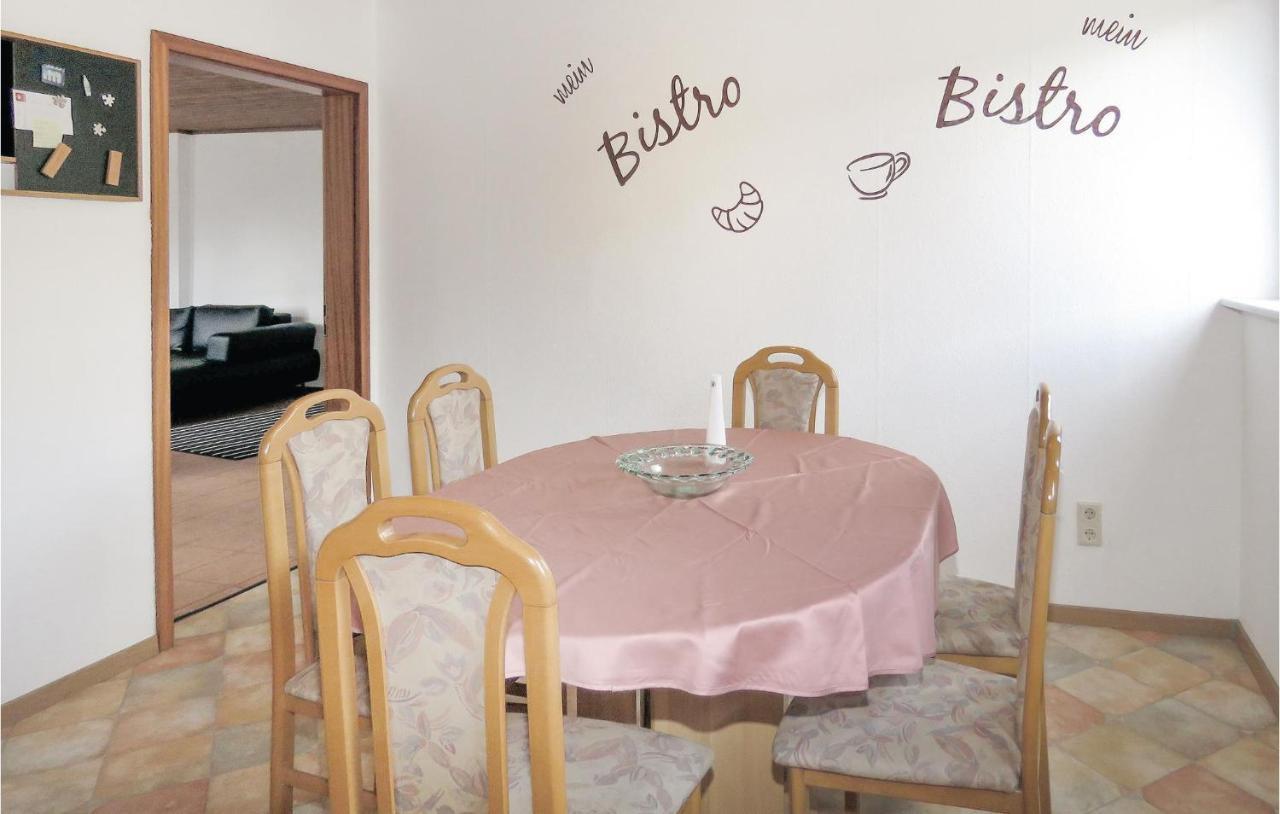 Gorgeous Apartment In Lahnstein With Kitchen Luaran gambar